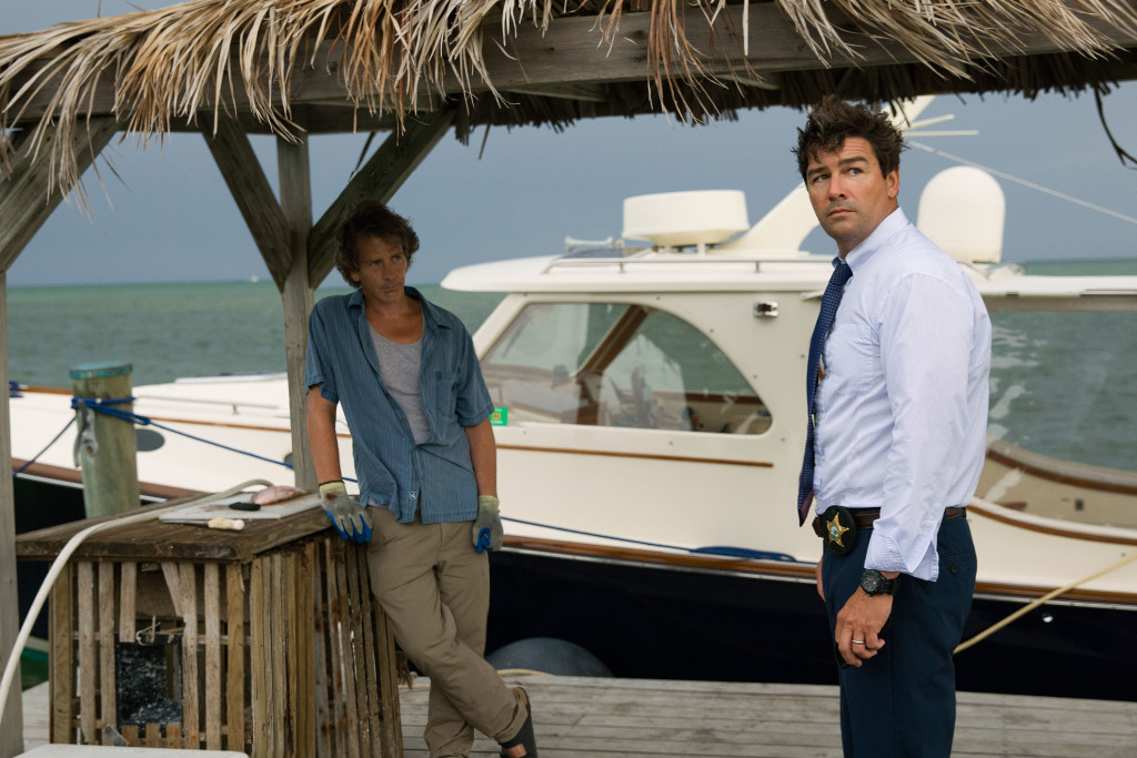 bloodline-image-ben-mendelsohn-kyle-chandler