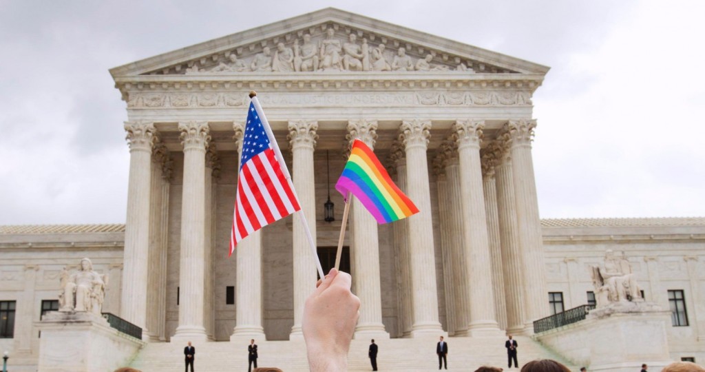 crop_mobileAPTOPIX_Supreme_Court_Gay_Marriage-082de